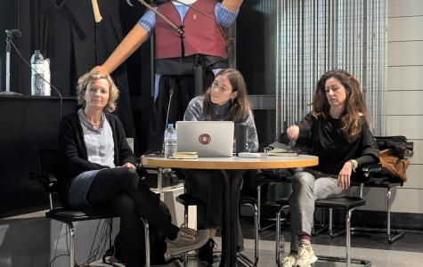 Clara Basiana, al centre, amb les altres dues pontents de la xerrada