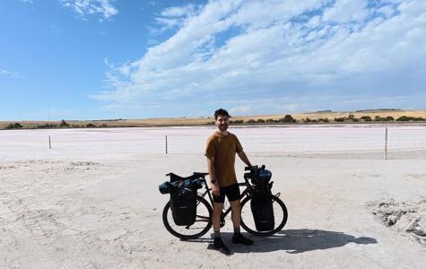 Nil Cabutí durant les primeres etapes de la volta a Austràlia